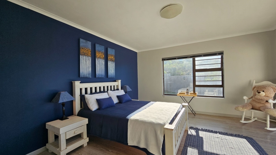 5 Bedroom Property for Sale in Dana Bay Western Cape